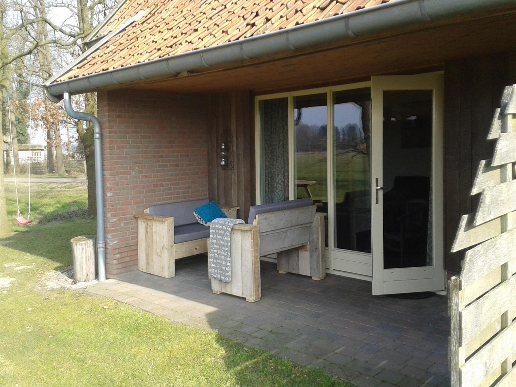 Holiday Home In Geesteren With Roof Terrace Garden Furniture Luaran gambar